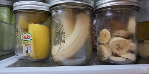These bananas have been in their jars in the fridge for 36 hours