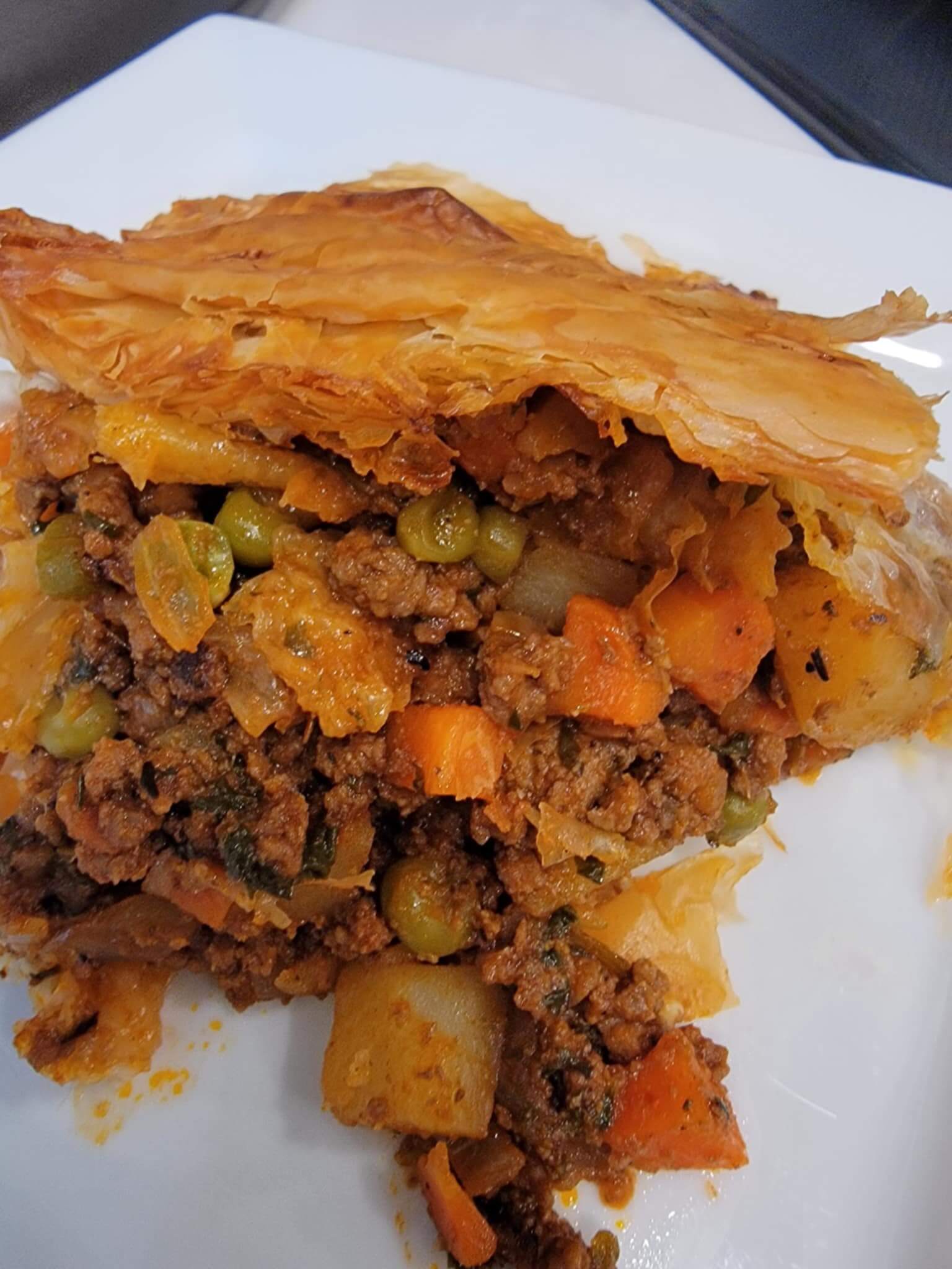 Easy Beef Pot Pie Recipe: Ground Beef Dinner Ideas